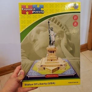 Free! - Explora puzzle nyc statue of liberty model build kit